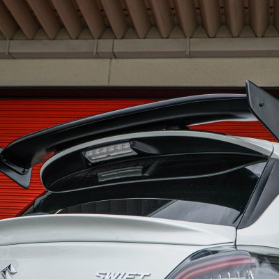 ZipTune スズキ スイフトスポーツ ZC33S トランクスポイラー? FRP