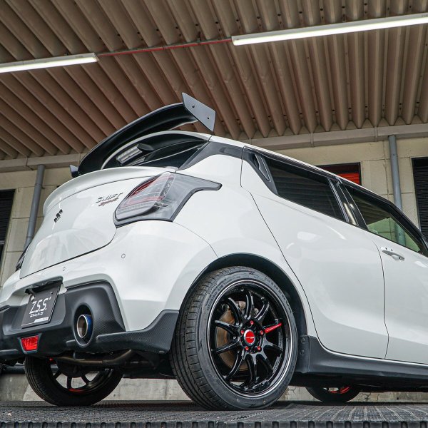 画像7: カーボン トランクスポイラー (7)