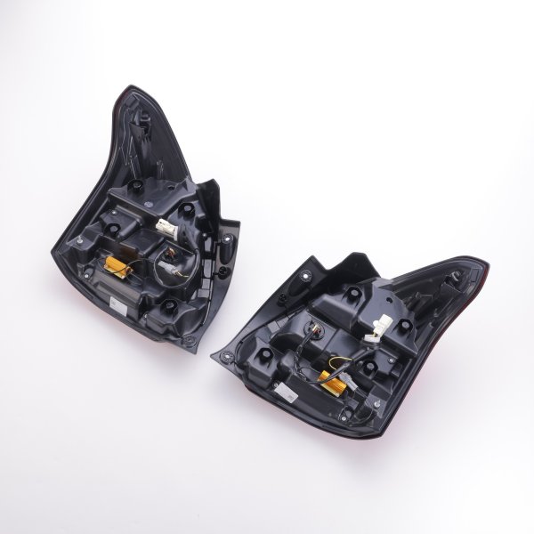 画像4: レッド LEDテールランプ 流れるウィンカー搭載 (4)